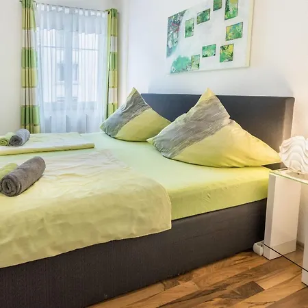 Stachel A דירה *